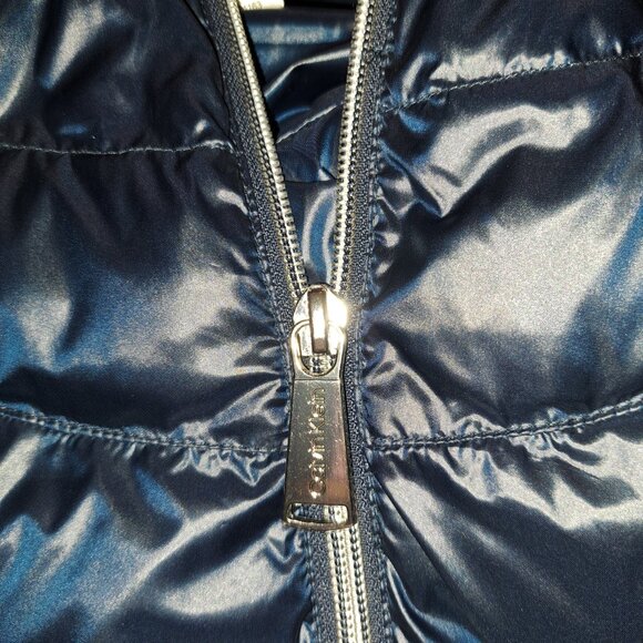 Calvin Klein Women's Puffer Vest Size Small - Picture 2 of 12
